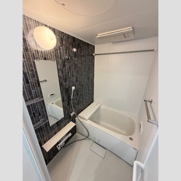 シンビジウム湘南台303号室 浴室