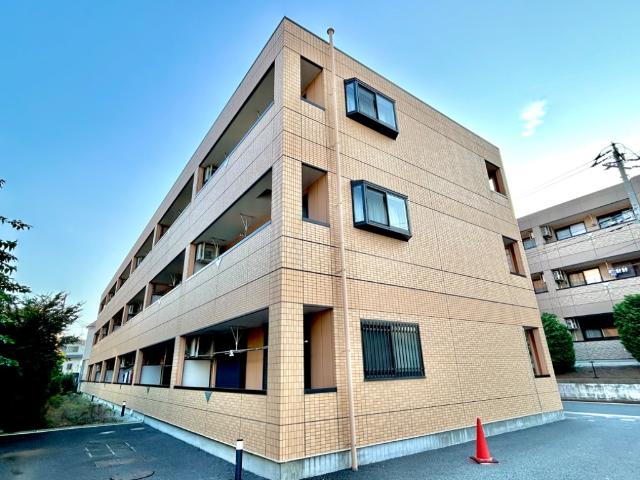 ＴＩＡＲＡ（ティアラ） 外観写真（昼）