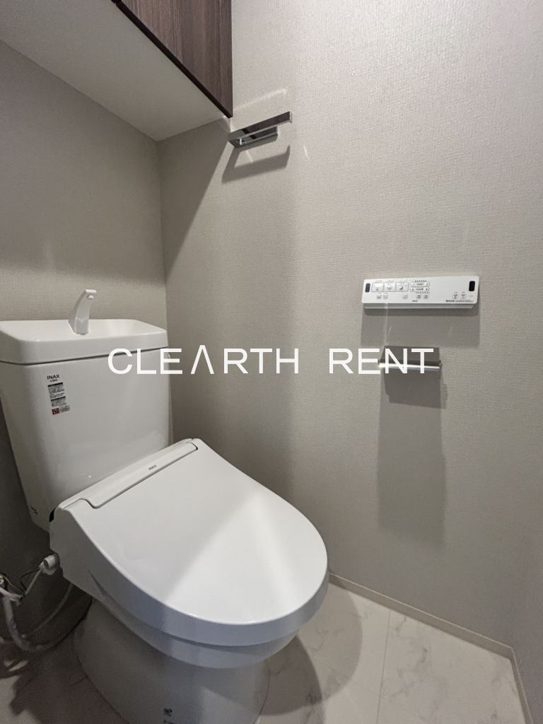 コンシェリア目黒本町 ＴＨＥ ＲＥＳＩＤＥＮＣＥ5階 清潔感のあるトイレ/温水洗浄便座付き