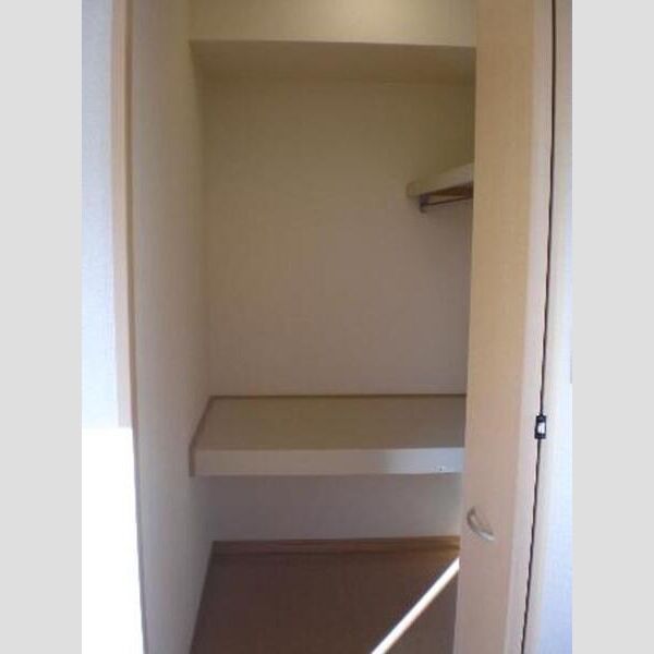 サフィール　A・BA101号室 ウォークインクローゼット