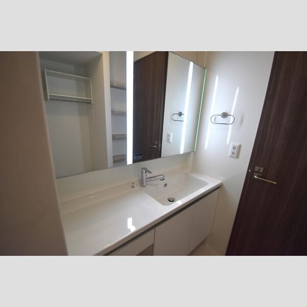 D-ROOM万町 洗髪洗面化粧台