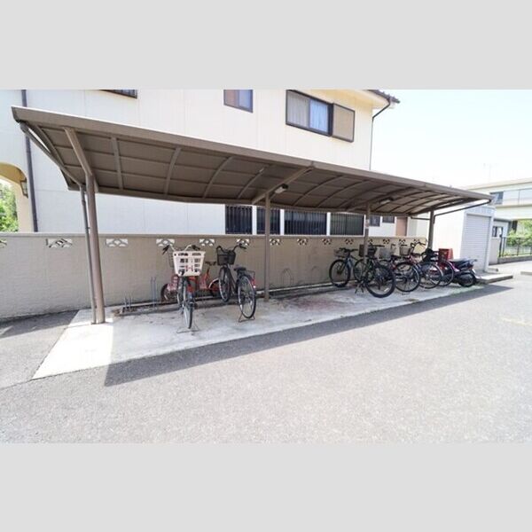 ソラリス　A 駐輪場