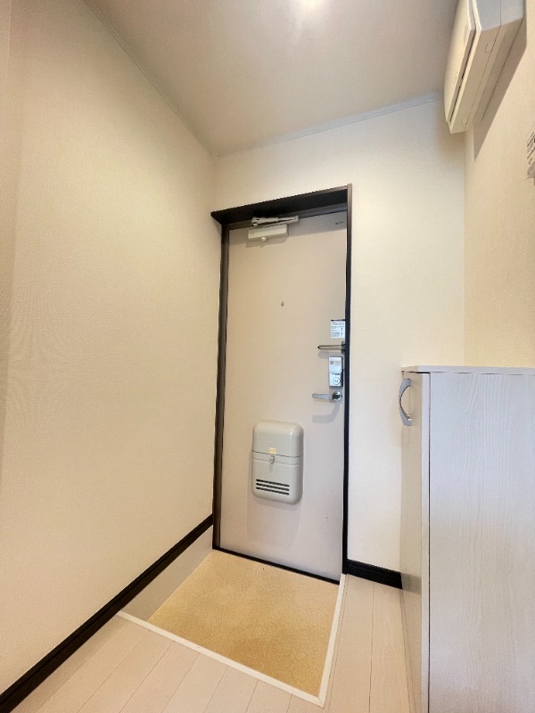 アーヴェル戸塚1階 玄関