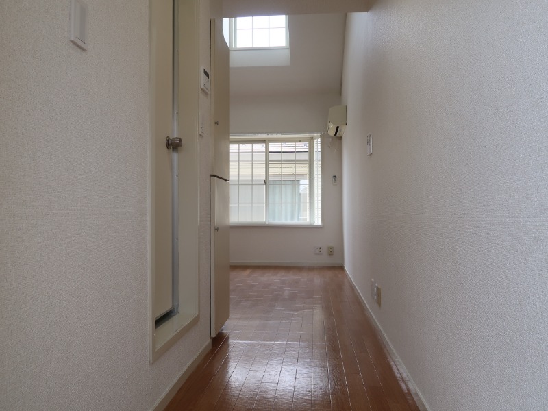 ハイツ新河岸 内観