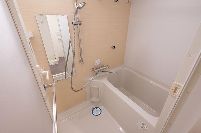 ALTERNA恵比寿4階 バス