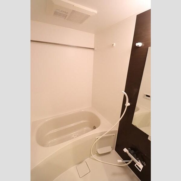 ポルト ドゥ ヴァンドーム 追焚・浴室換気乾燥機付バスルーム