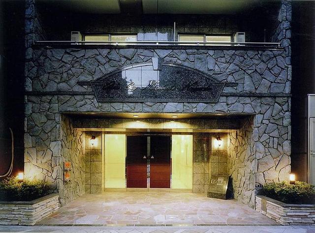 ガラ・シティ日本橋人形町3階 綺麗な分譲仕様の外観