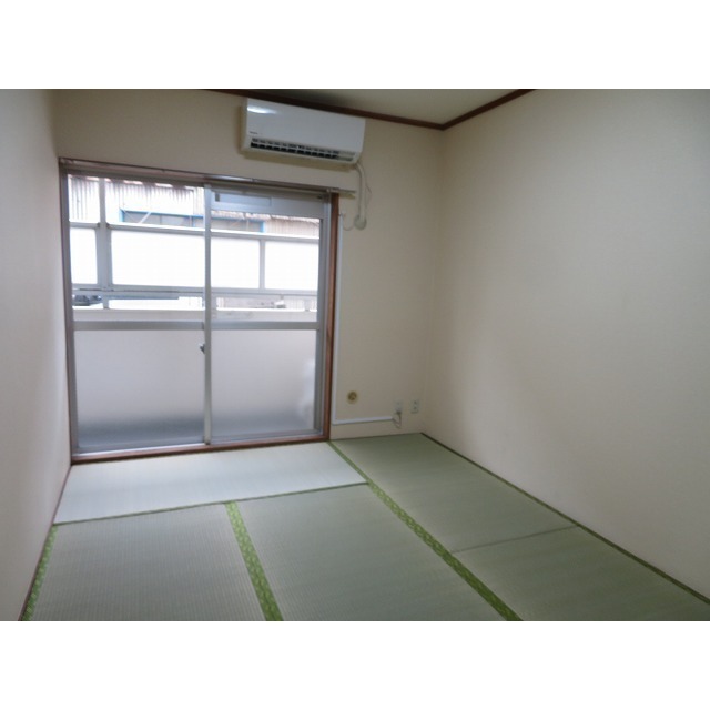 三桃マンション0304号室 同間取り別部屋の写真です