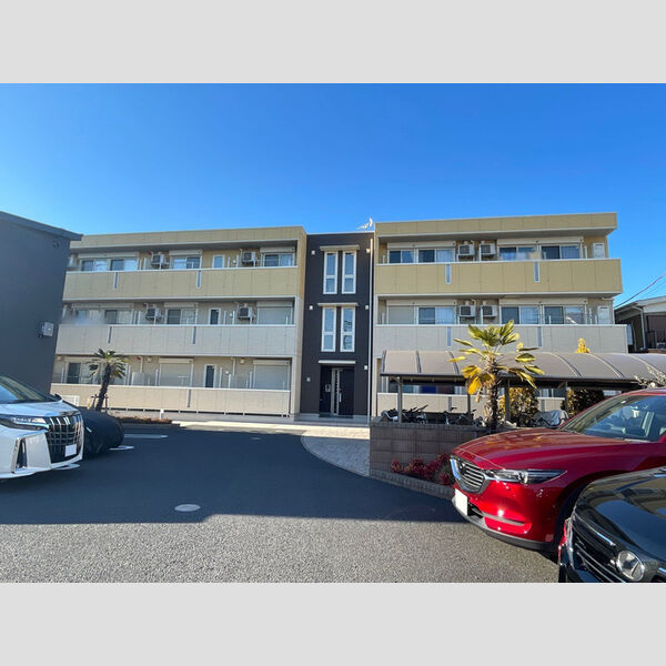 キャンベル201号室 外観