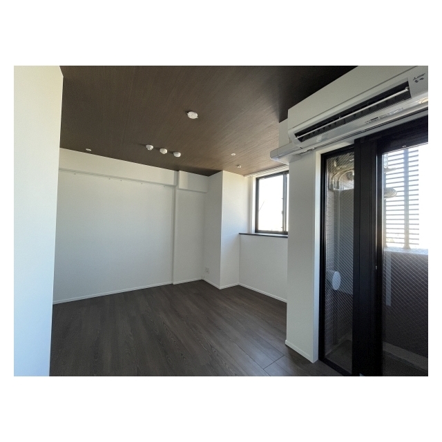 GRAN PASEO 市谷甲良町1102号室 リビング