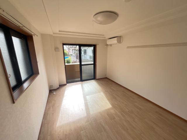 リヴィエール 洋室