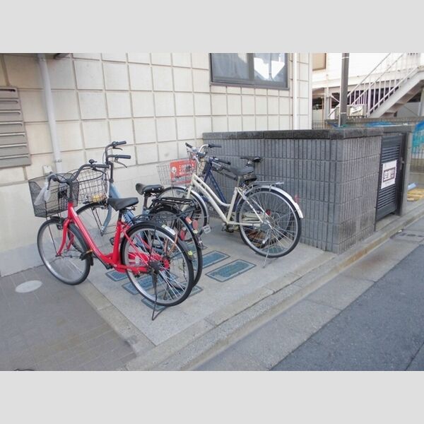 メイプル小岩 駐輪スペース