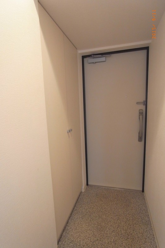 クレール和泉 玄関