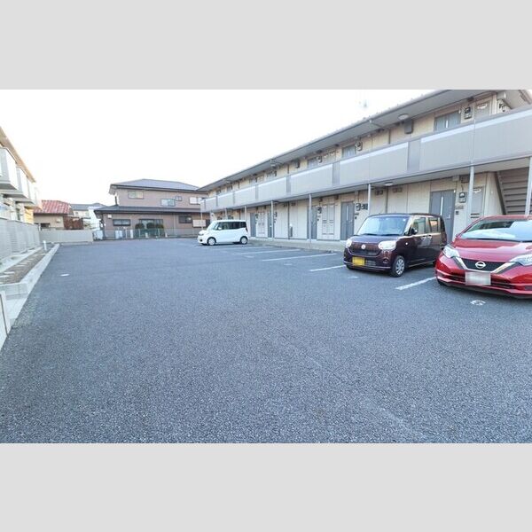 ステラコート105号室 駐車場