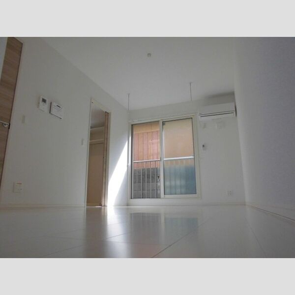 メルヴェーユ 洋室8.5帖