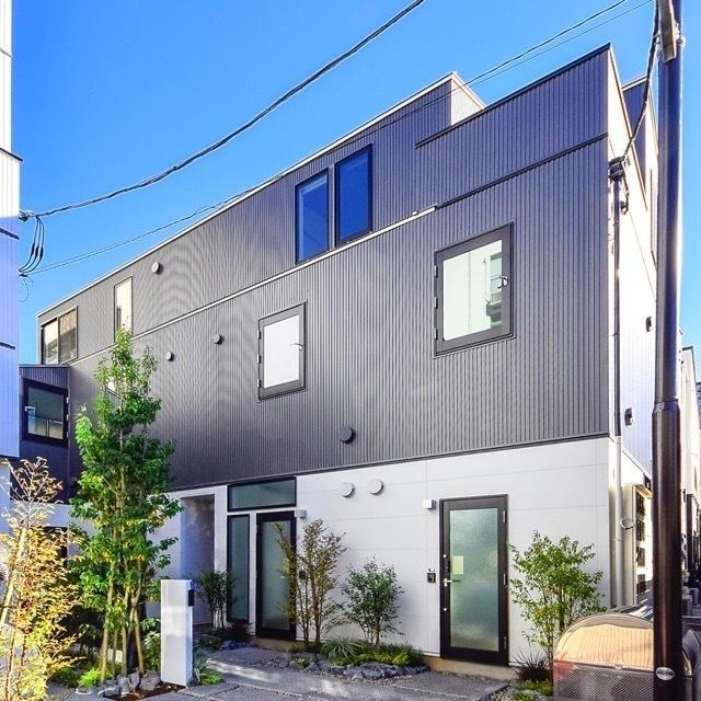 グランエッグス四谷S1階 外観