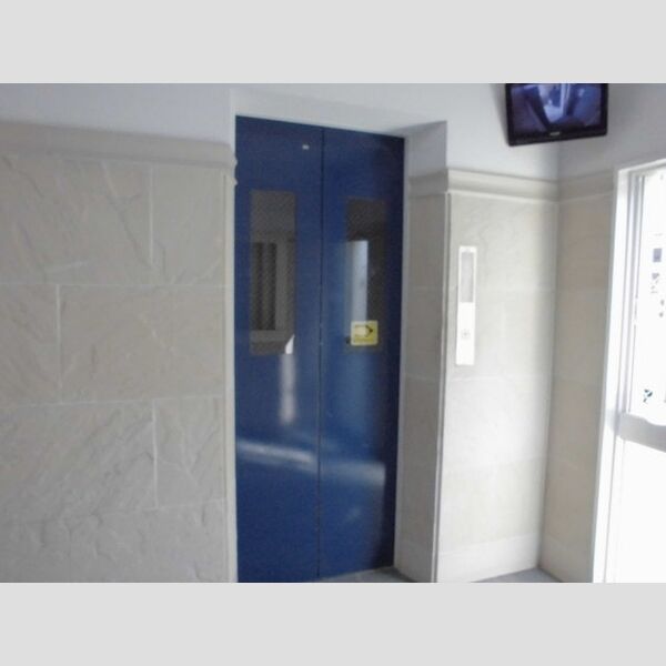 ハイフラットワン703号室 エレベーター