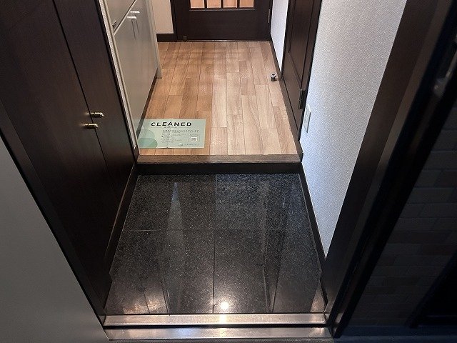 ライオンズマンション鵜の木駅前2階 玄関
