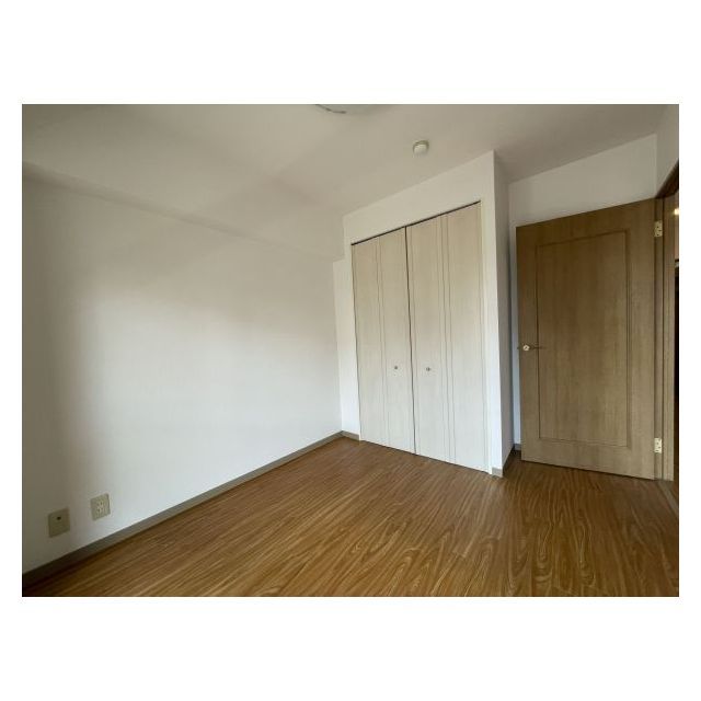 グリーンフィールド大山 洋室