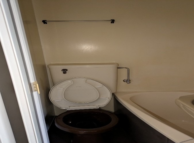 FLAT-R1階 トイレ