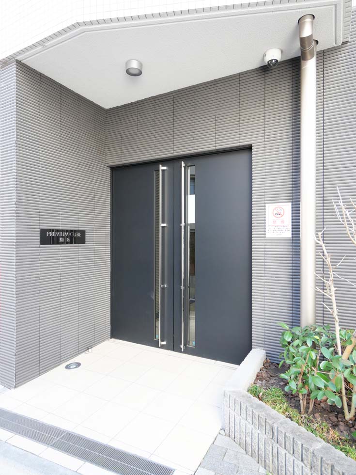 PREMIUM CUBE 駒込3階 外観