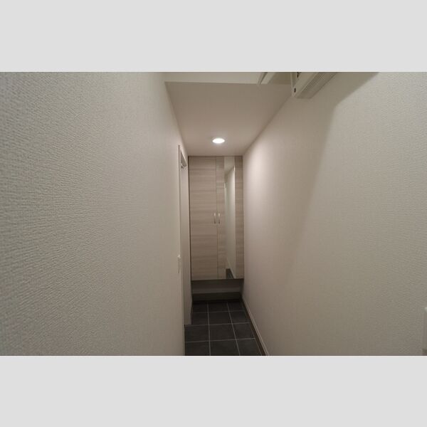 セレスティア亀有 室内側玄関