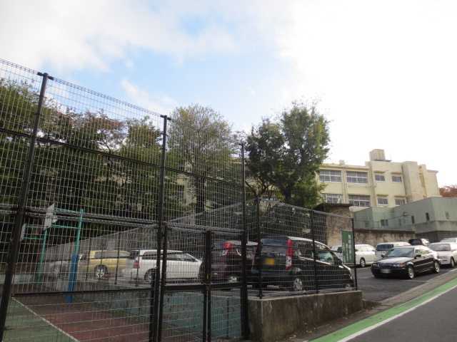 マノワールⅠ 川口市立東中学校まで562ｍ