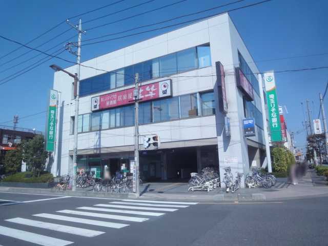 Ｇｌｏｒｉａ　Ｈｉｌｌｓ（グローリア　ヒルズ） 埼玉りそな銀行東川口支店まで1,398ｍ