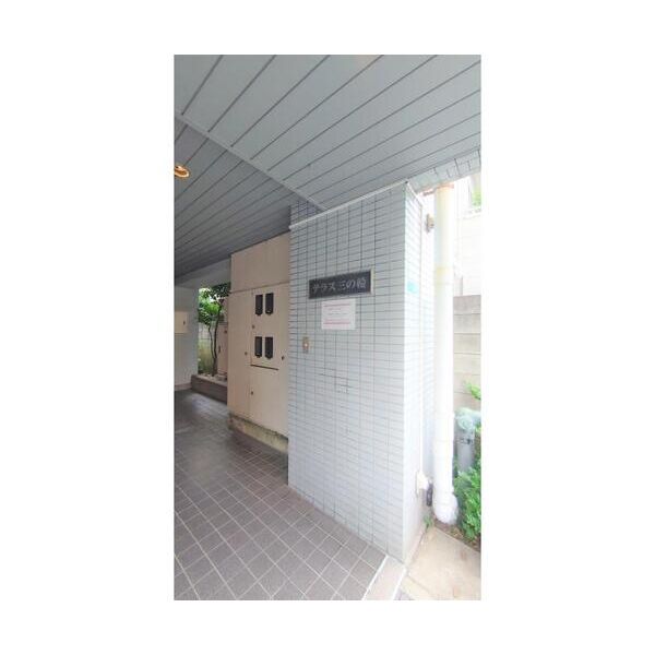 テラス三ノ輪 エントランス