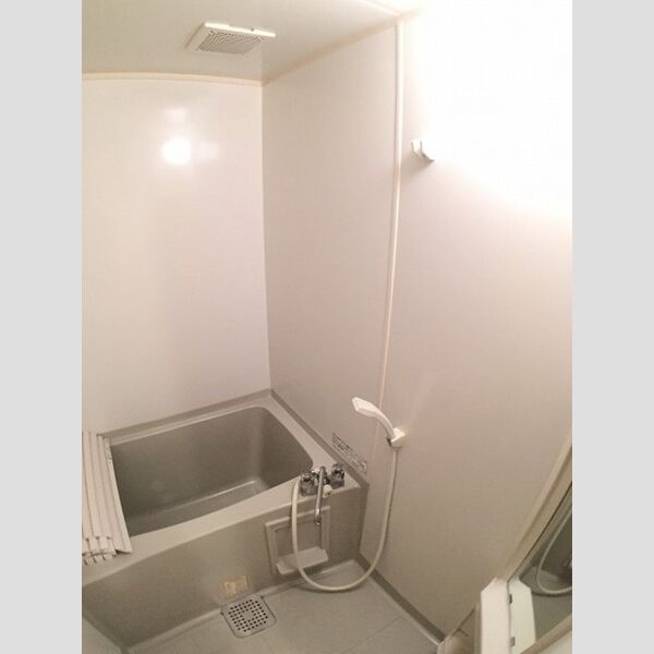 レ・ポワソン バスルーム