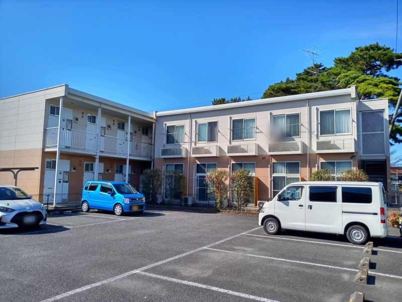 レオパレスミヤマエの外観画像