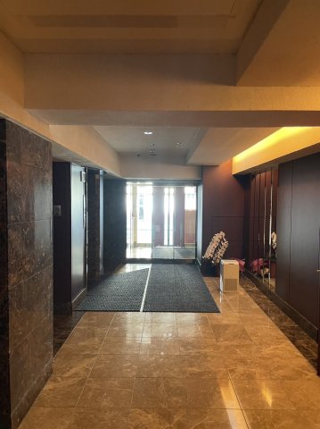 ラフィネ・パルク荻窪5階 ロビー