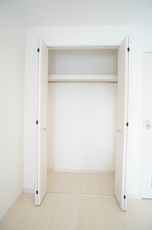 リブリ・踊場1階 収納