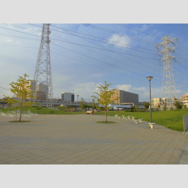 メルベージュⅢ201号室 八潮駅前公園(598m)