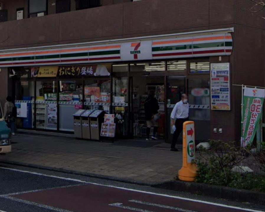 ベルソフィア反町 【コンビニエンスストア】セブンイレブン 横浜三ツ沢下町店まで414ｍ