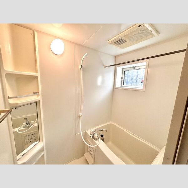 ロイヤルヒルズJ 浴室