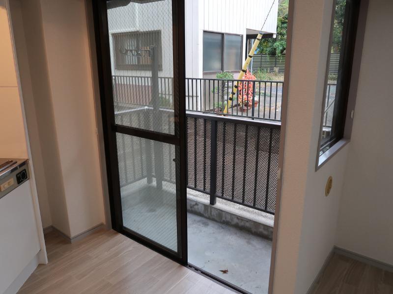 レイクトップ鶴川1階 バルコニー