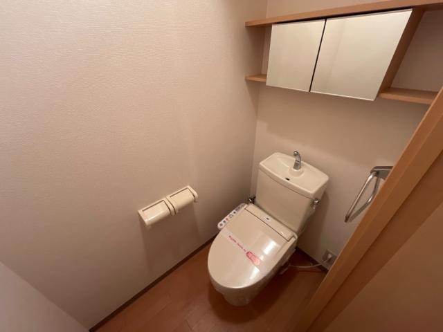 フローラル穂花 シャワー付トイレ（イメージ）