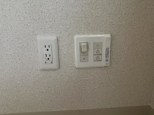 サニーウェル幸樹0102号室 別号室の写真になります。