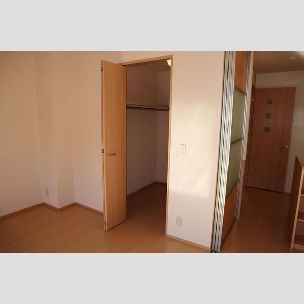 サンハイツ101号室 ウォークインクローゼット