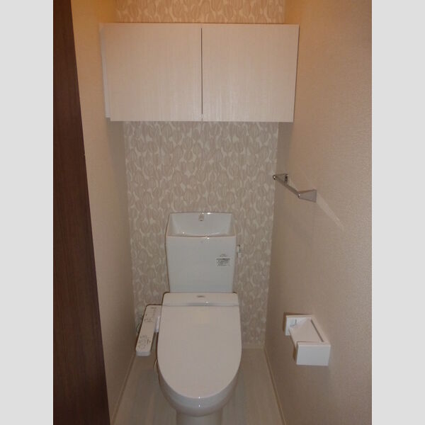 フラッシングメドウ狭山206号室 温水洗浄暖房便座