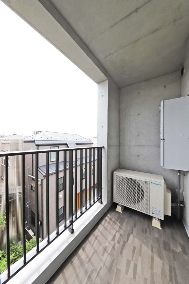 エクセルシオール荏原町4階 内観