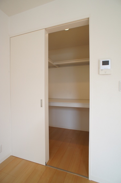 シャーメゾン　ジェマ0202号室 ウォークインクローゼット