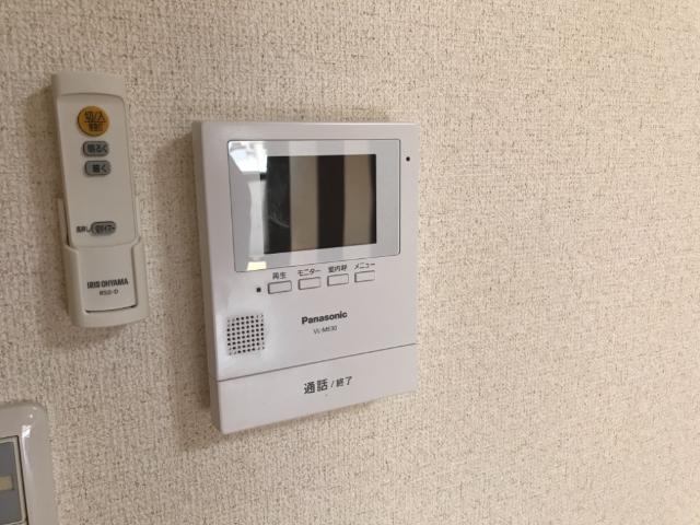 ファインパレス荻野 カメラ付インターホン