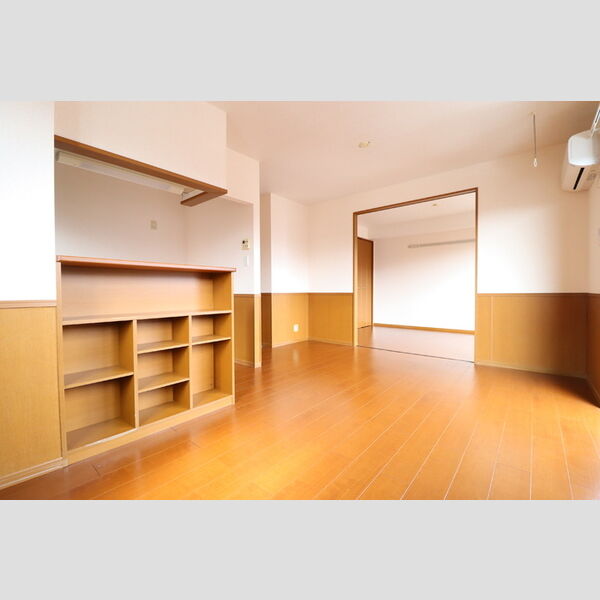 カームヒルズ　D LDK