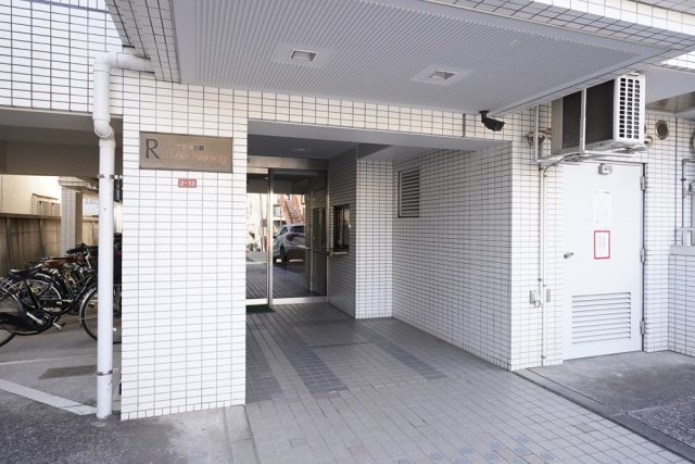 ラフィネ西荻3階 エントランス