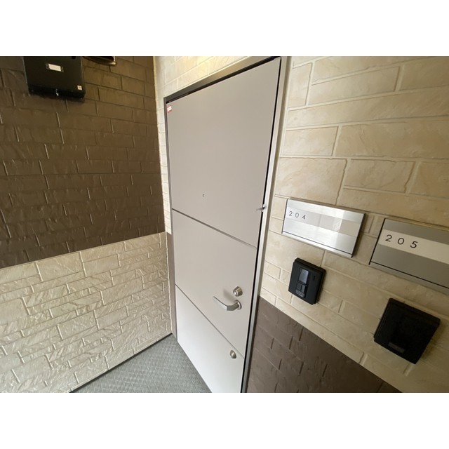 クラッシィコート保土ヶ谷204号室 玄関