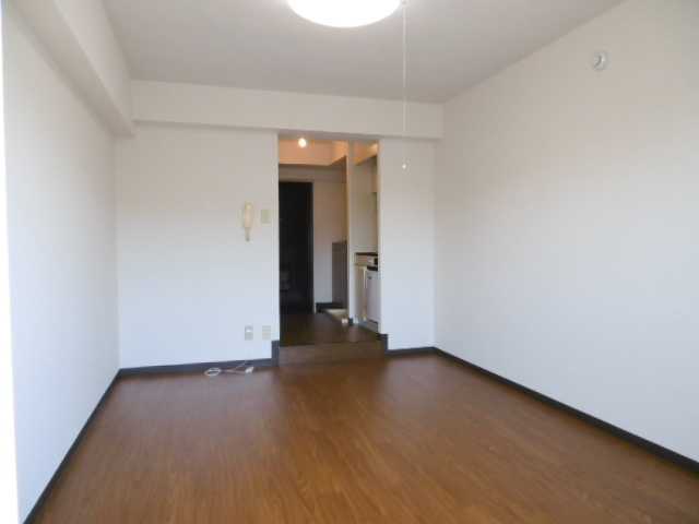 第２今泉ビル0306号室 リビング