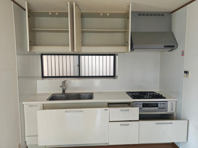 川越旭町2丁目 3LDK 2重窓 キッチン