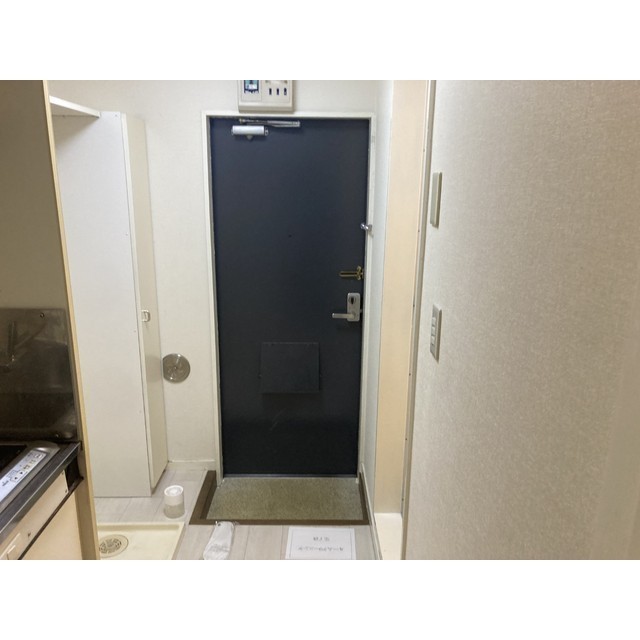 リブレス新河岸Ⅲ 玄関